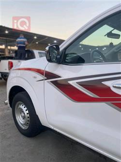 نیسان نەڤارا